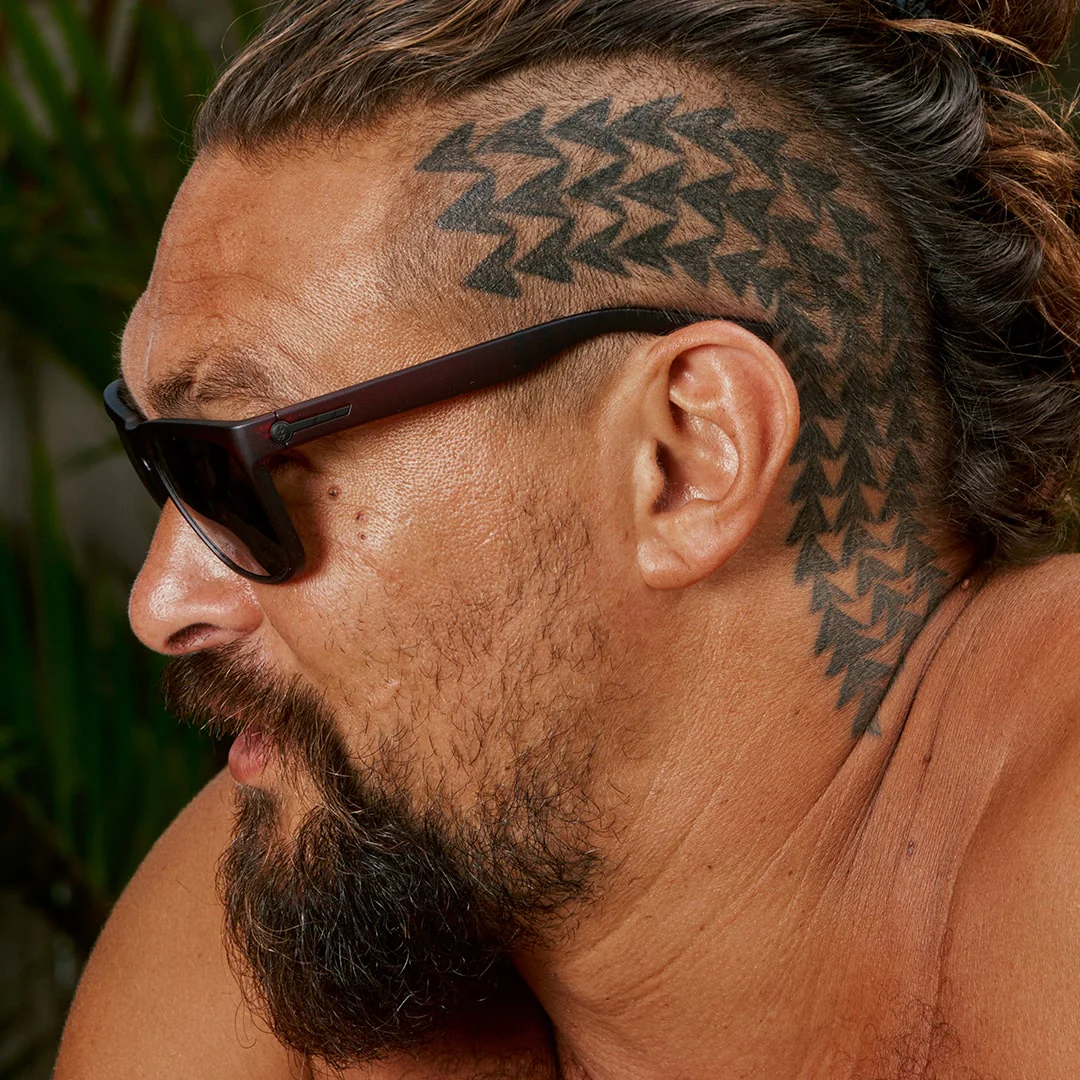 Momoa Knoxville - Image 4